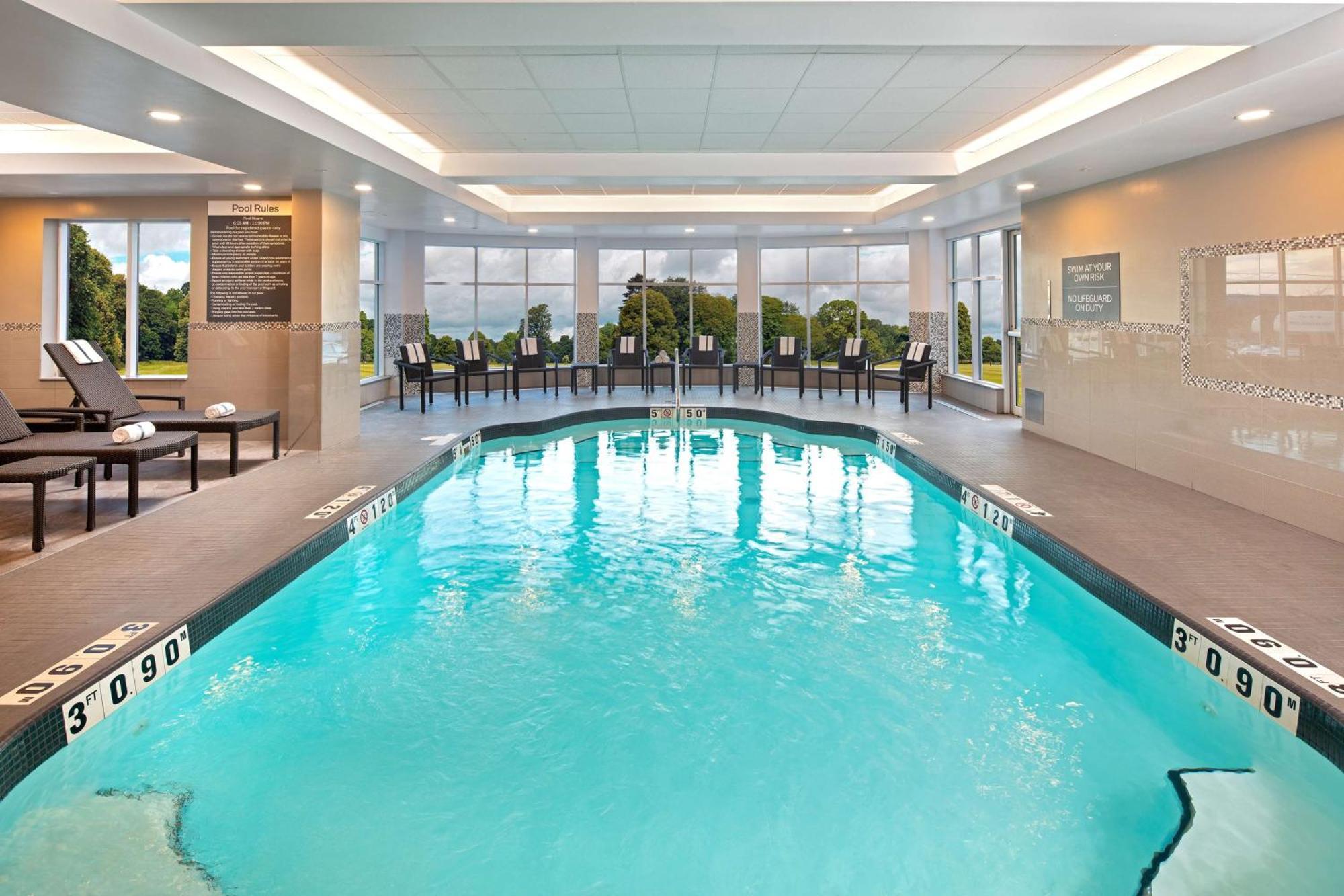 Hilton Garden Inn Halifax Airport Enfield Екстер'єр фото
