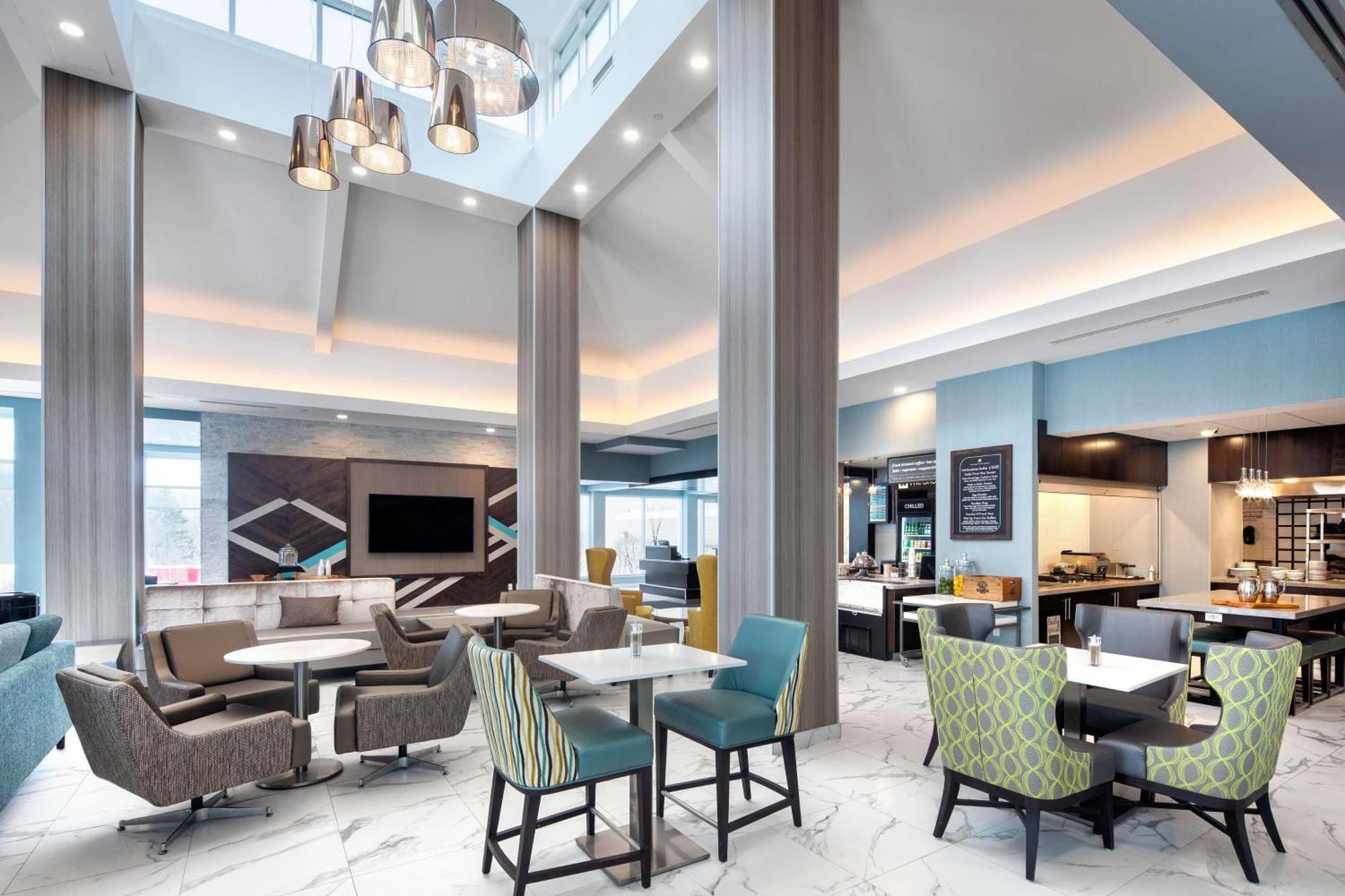 Hilton Garden Inn Halifax Airport Enfield Екстер'єр фото